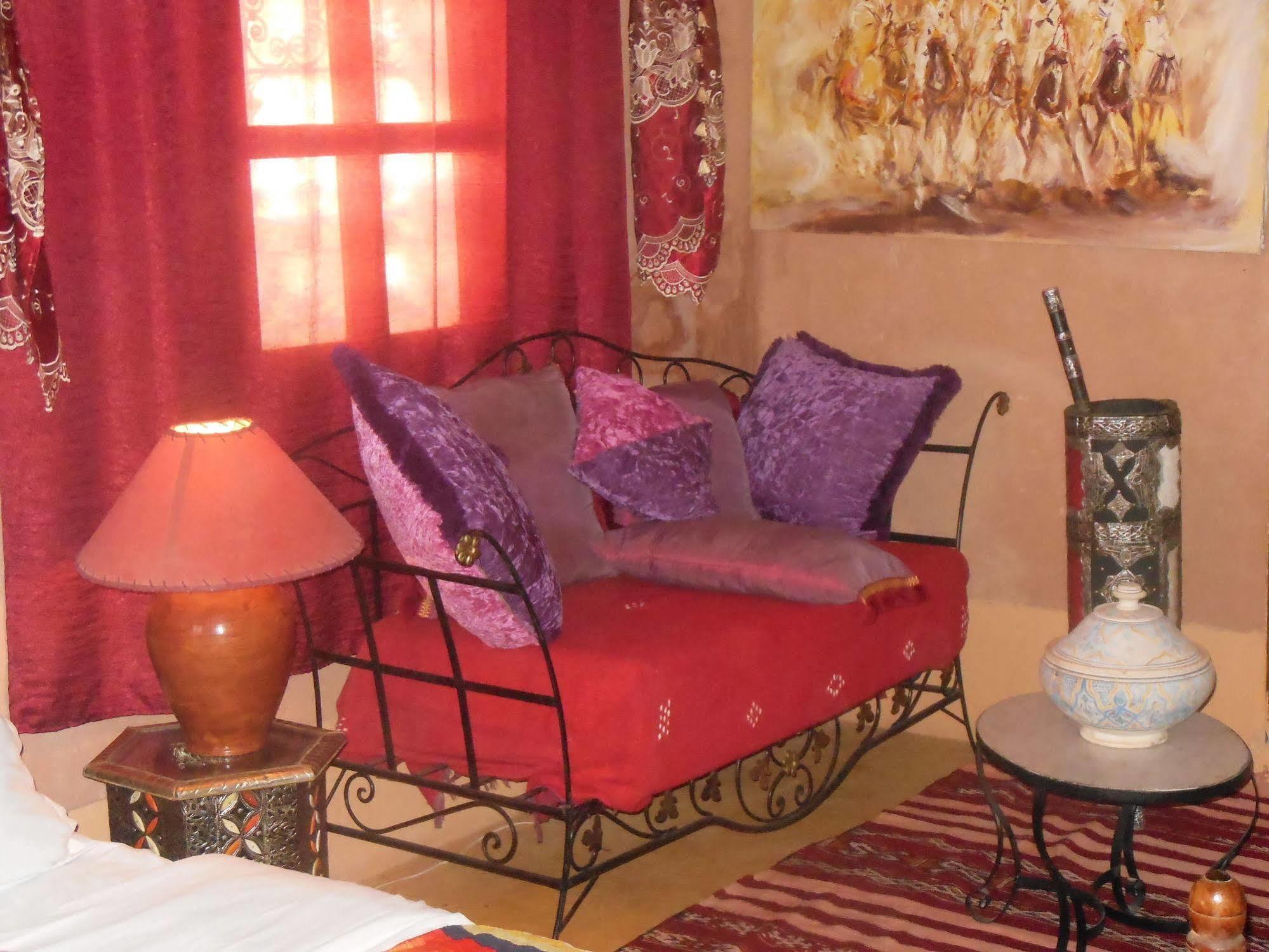 Bed and Breakfast Kasbah Du Peintre Айт-Бен-Хадду Экстерьер фото
