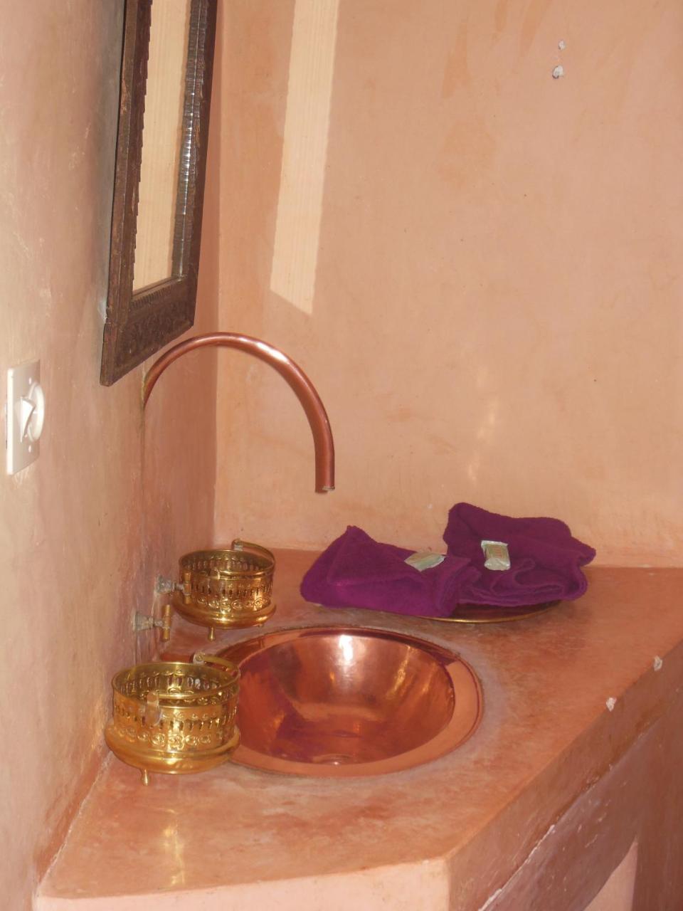 Bed and Breakfast Kasbah Du Peintre Айт-Бен-Хадду Экстерьер фото